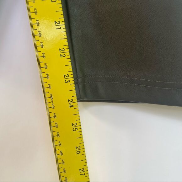 Marc by Andrew Marc Drawstring Faux Leather Pants Army Green Womens M Streetwear - Picture 9 of 9